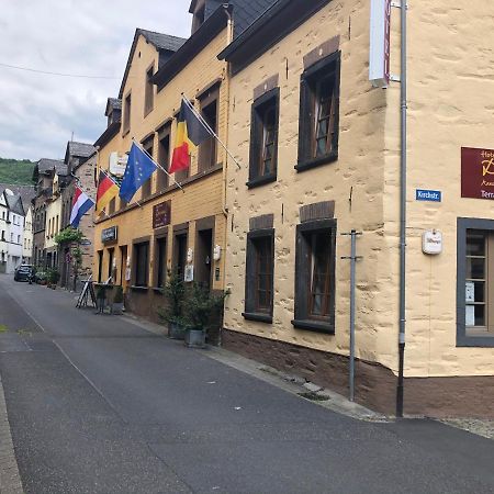 Hotel Zur Dorfschaenke Klotten Esterno foto