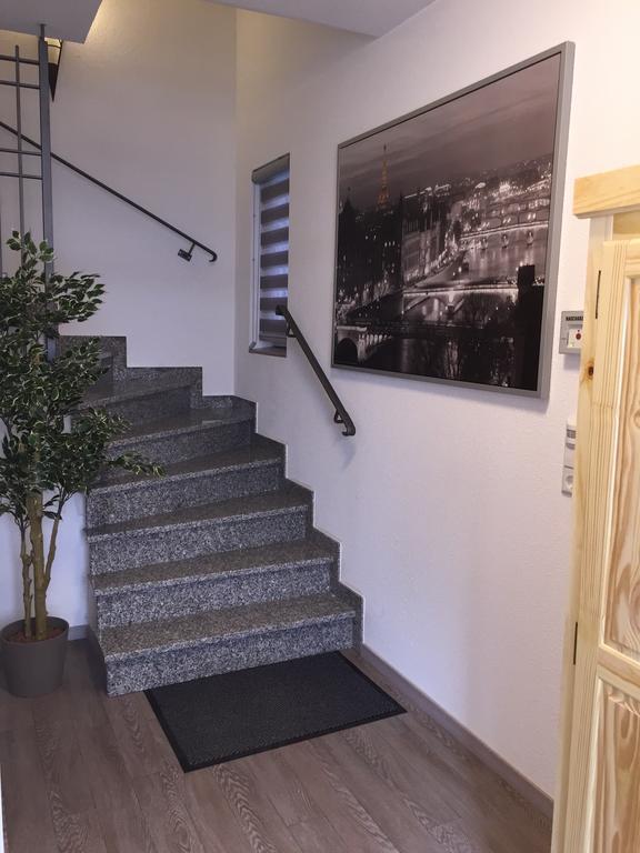 Hotel Zur Dorfschaenke Klotten Esterno foto