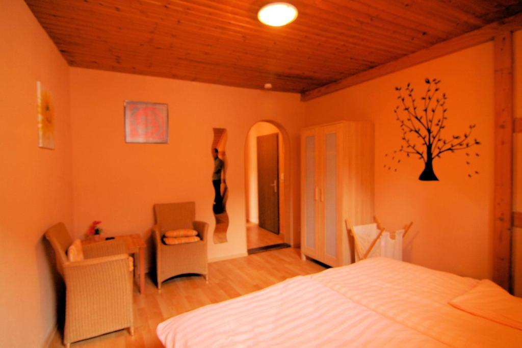 Hotel Zur Dorfschaenke Klotten Camera foto