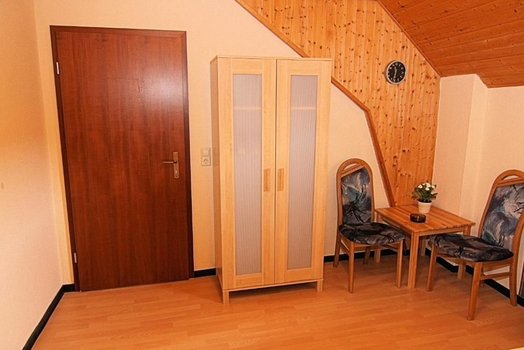 Hotel Zur Dorfschaenke Klotten Camera foto